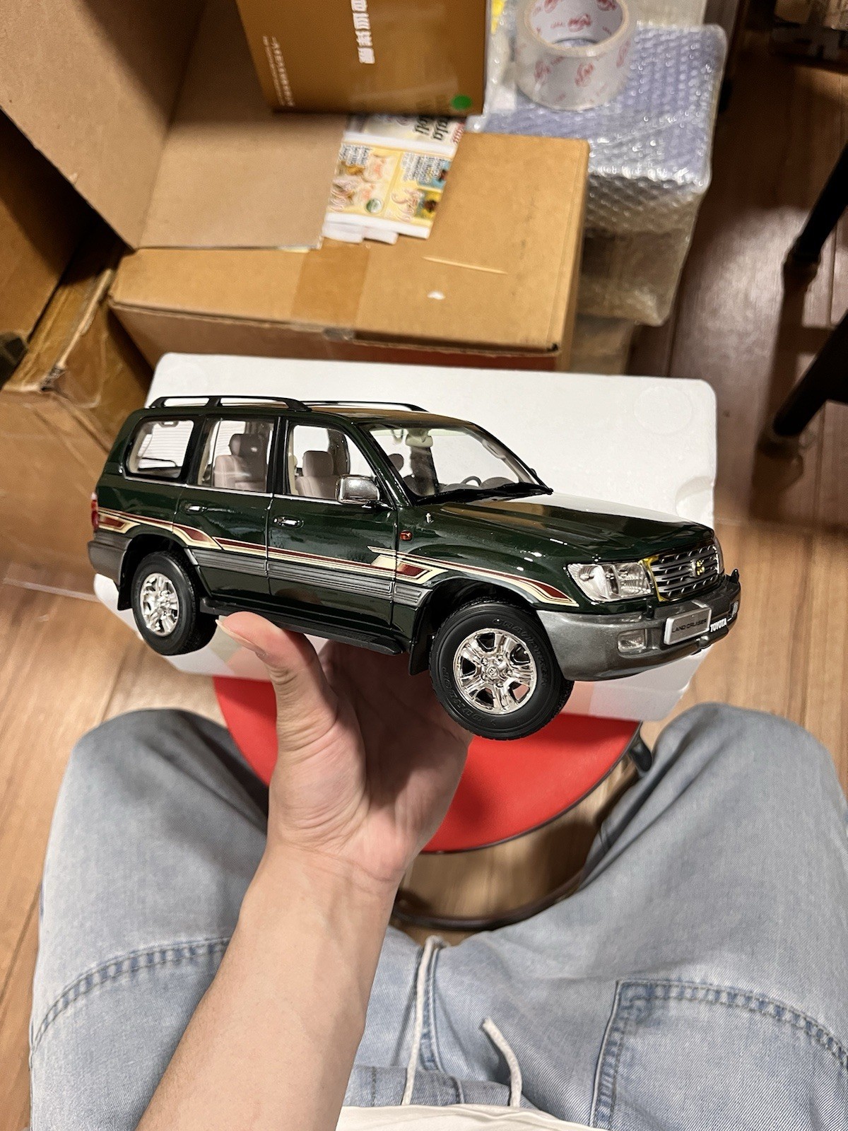 1:18 Scale Toyota Land Cruiser Green Diecast Model Car