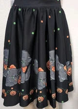 Sourpuss skirt rockabilly Halloween cats pumpkins size small black With Pockets