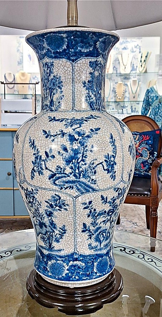 Blue, White Porcelain Baluster Chinoiserie Lamp. Hand Painted. With Lampshade