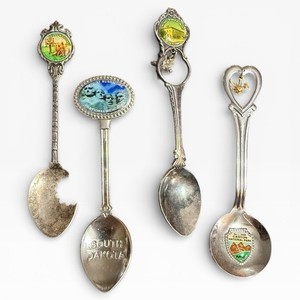 Lot of (4) Vintage Souvenir Spoons For National Monuments & State Park Locations