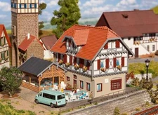 130438 Faller HO Kit of a The Sonne inn with summerhouse - NEW 