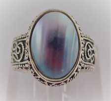VINTAGE STERLING SILVER AND ABALONE RING W/ GRANULATION  FILIGREE APPLIQUE