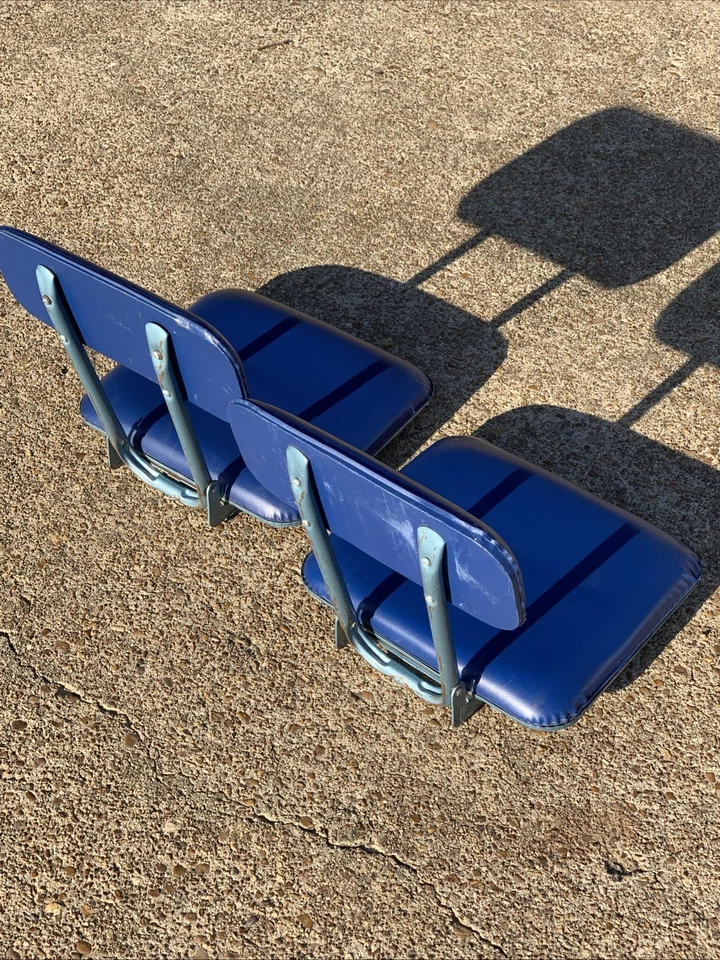 Asientos de cojín vintage Stadium Bleacher. Par a juego. Muy buen estado Foto 2 de 3