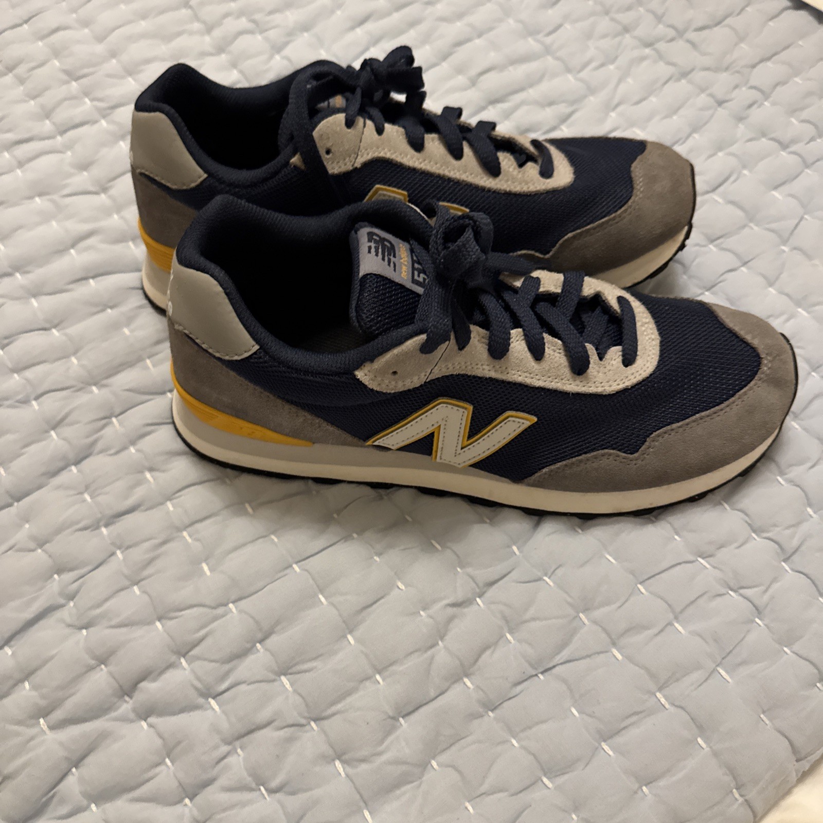 SAOLA Uomo Autentico New Balance 515 Navy Grigio Giallo. Taglia 10 Medium Us intime ottimeioni condizion i 1ettimana