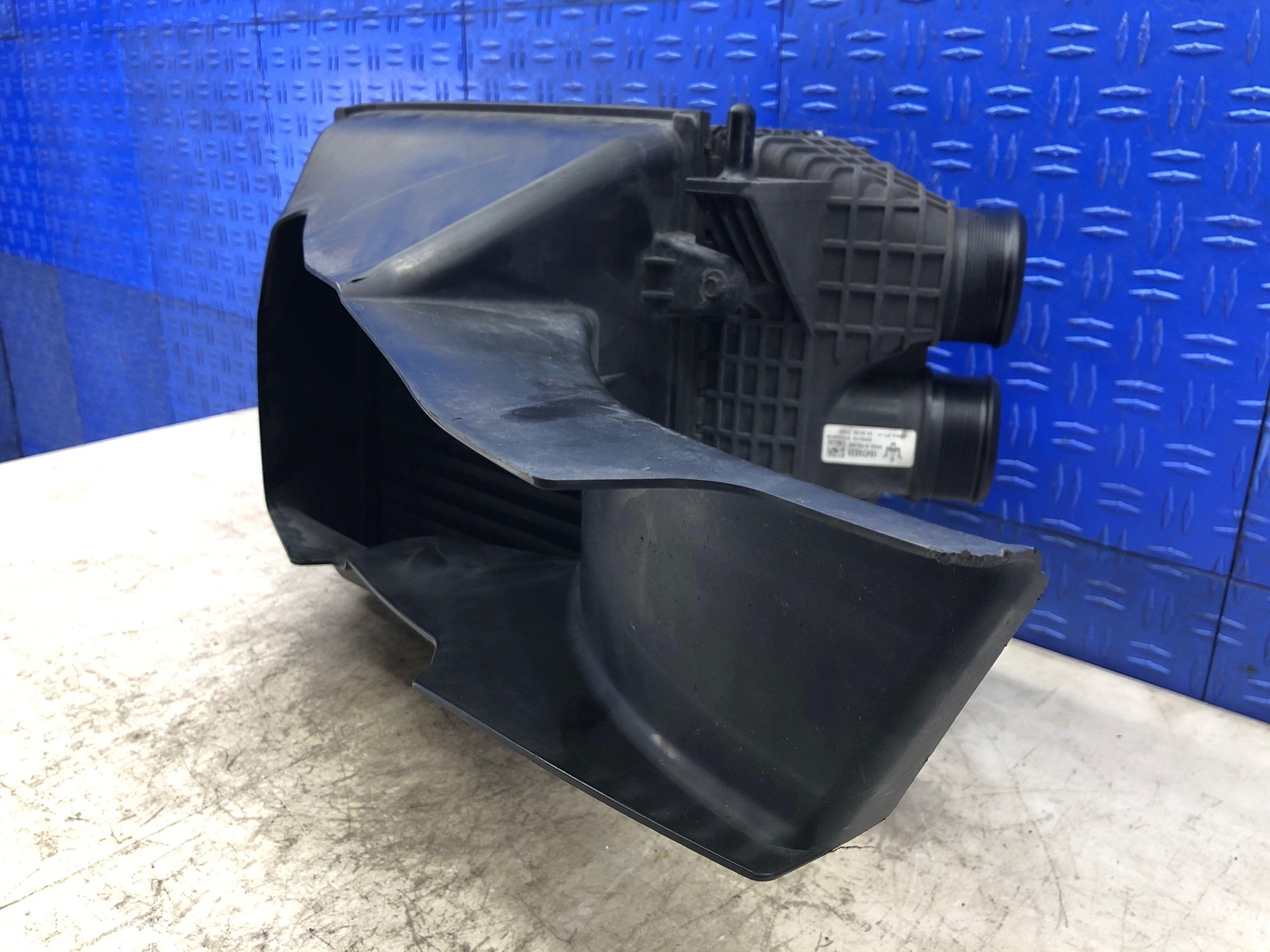 2014-2021 MASERATI QUATTROPORTE GHIBLI 3.0L LEFT INTERCOOLER  DUCT 16474839