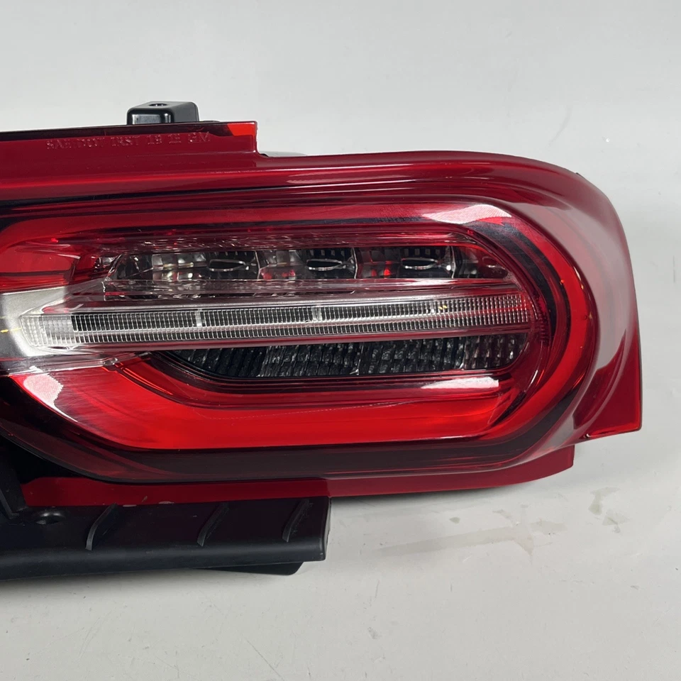 19-24 雪佛兰 CAMARO RS Z28 SS 乘客侧右右手 LED 尾灯尾灯 — 第 4/4 张图片