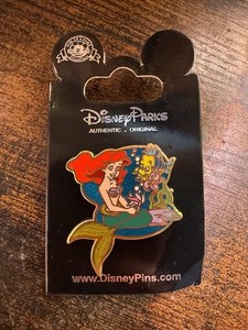 Disney The Little Mermaid Ariel And Flounder Pin Jerry Leigh 