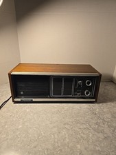 Vintage 1970's Wood Cased Panasonic Model RE-7371 AM-FM Radio WORKS!