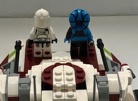 LEGO Star Wars: Republic Fighter Tank (75182)