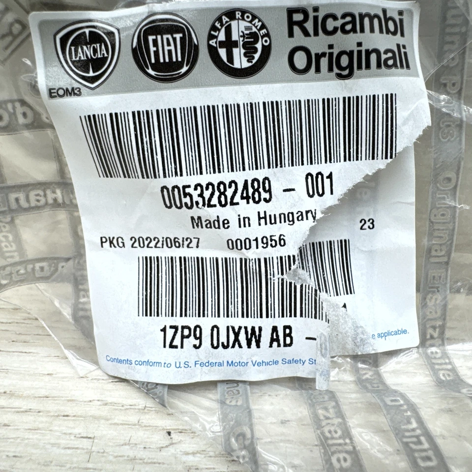 INSTOCK MOPAR 14-22 RAM PROMASTER LADO DEL CONDUCTOR TRASERO CARGA PUERTA MANIJA 1ZP90JXWAB Foto 2 de 3
