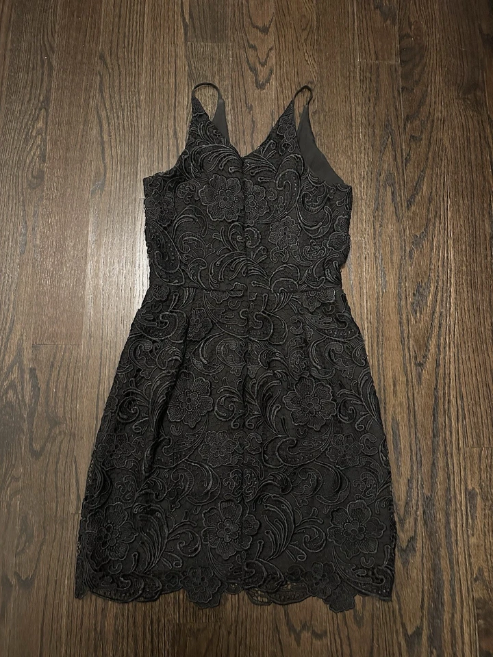 Dress The Population Black Lace Cocktail Dress - Size Medium - Image 3 of 3