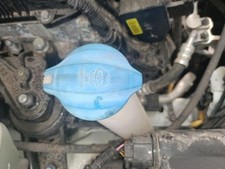 wischwasserbehälter HYUNDAI I20 II GB IB 1.4 CRDI recrp2641174