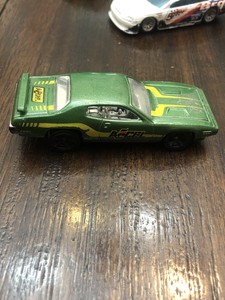 HOT WHEELS CHRYSLER GROUP V5294, 2011 