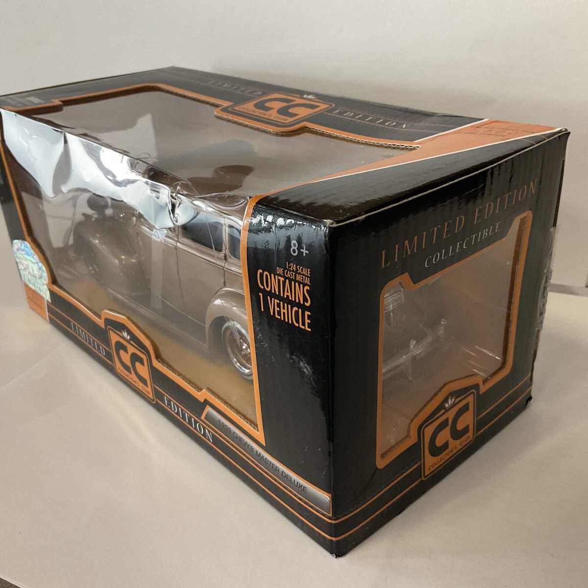 Jada 1939 Lowrider Chevy Master Deluxe,1/24 Collectors Club