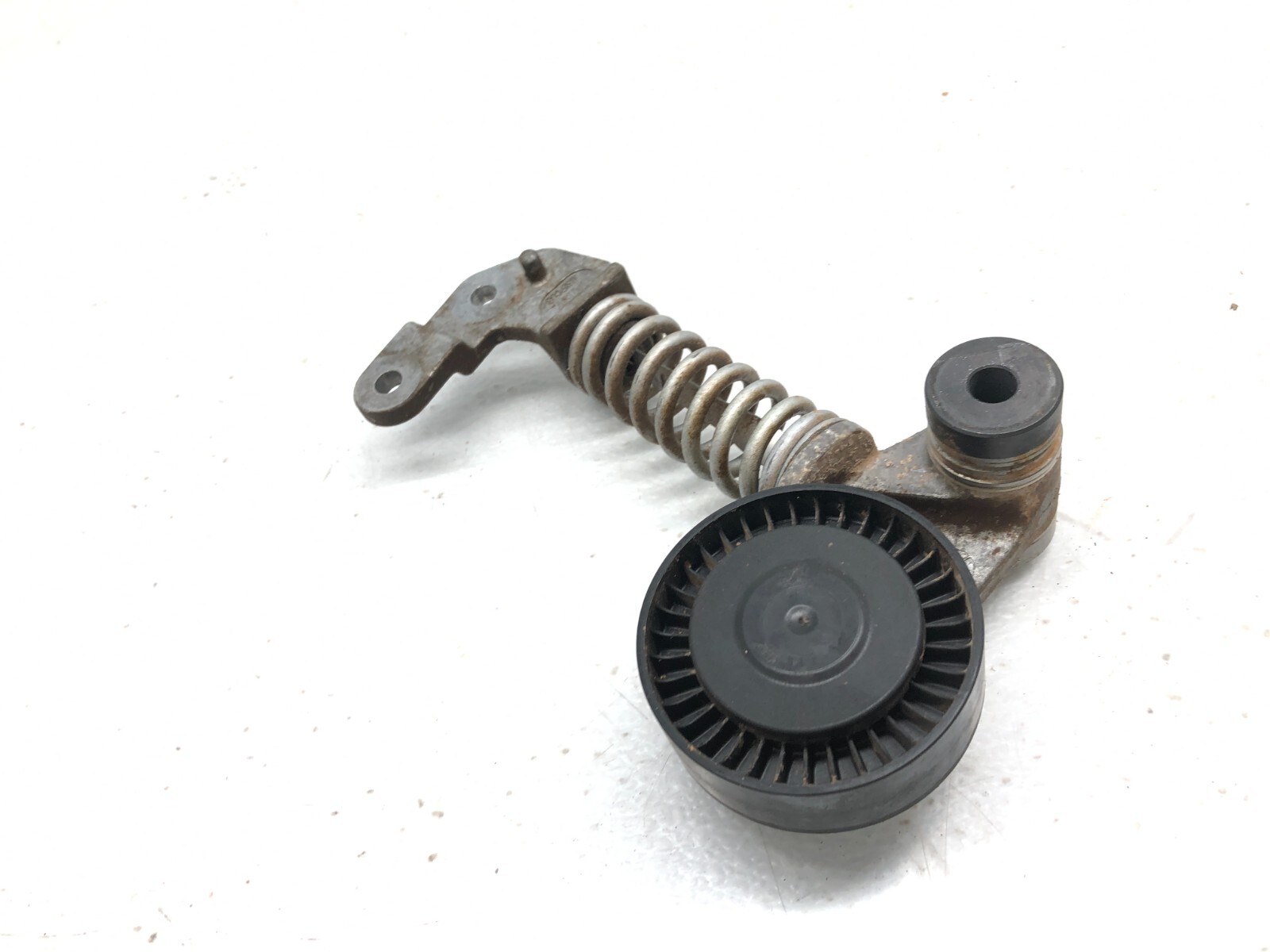 2014-2018 BENTLEY FLYING SPUR 4.0L V8 ENGINE SERPENTINE BELT TENSIONER PULLEY OE