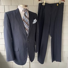 70s 80s Vintage Dark Gray Pinstripe Wool Blend 2pc Swanky Suit Size 43L Chest 44