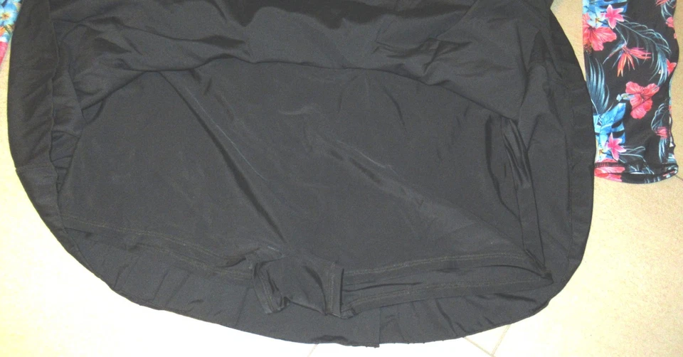 Rashguard-Badeanzug Kleid langarm Daumenlöcher Strand & Surfen Reißverschluß XXL - Bild 4 von 4