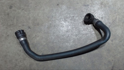 Schlauch Ausgleichsbehälter Kühlmittel BMW 318d DPF Touring Bj 2008 E90 / E91/