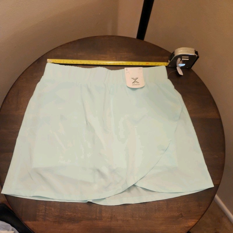 Xersion Women’s Active Wear Mid Rise Side Slit Skort with Pockets Size S NWT