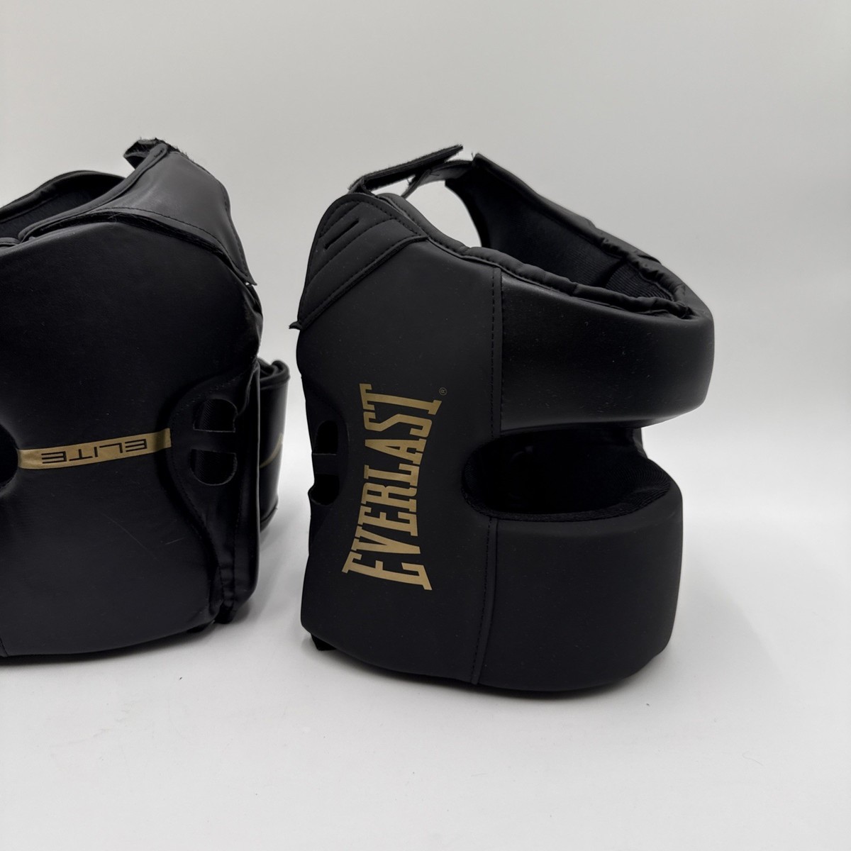 EVERLAST ELITE 2 ヘッドギア 未使用 Everlast Elite 2 Training Headgear - L/XL - Black/Gold. Set Of 2