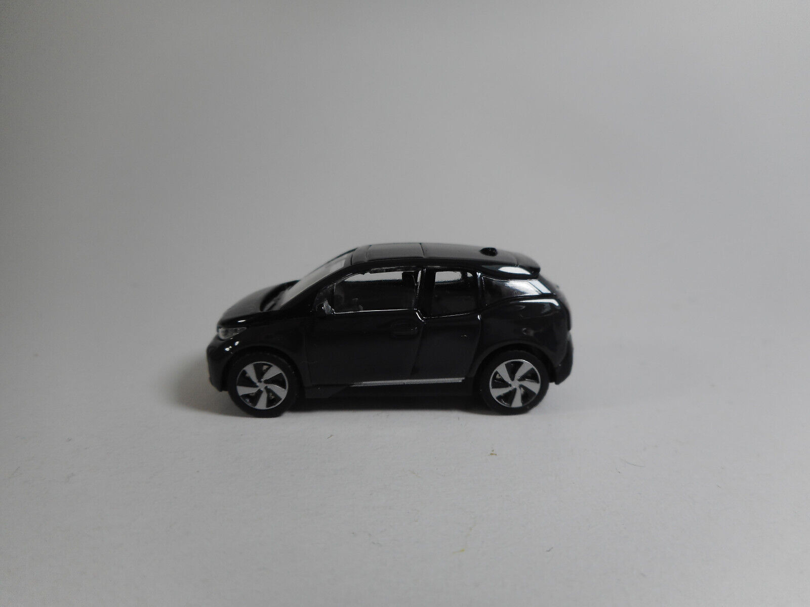 Foto 2 di 5