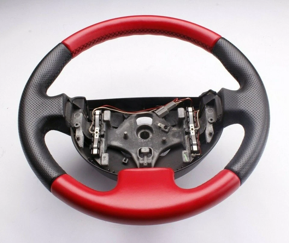 STEERING WHEEL COVER WITH LEATHER FOR RENAULT MEGANE 2 YEAR 2006 CARBRIO NEW LEATHER - Image 3 of 4