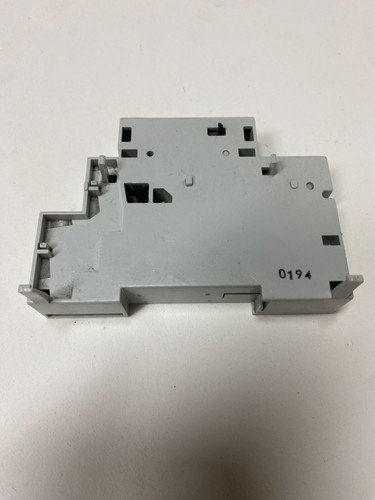 Allen Bradley 140-RT-24 24V AC Series C Shunt Trip Unit - Picture 3 of 3