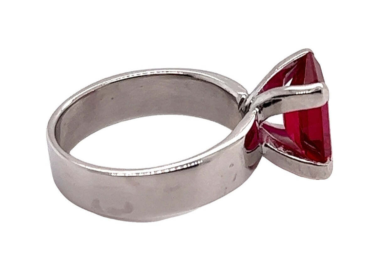 9ct White Gold Ruby Ring - image 3