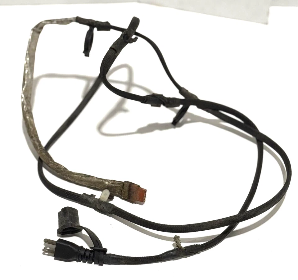 2011 Ford Escape 2.5L Auto AWD Block Heater Wiring Harness Assembly - OEM - Image 2 of 4