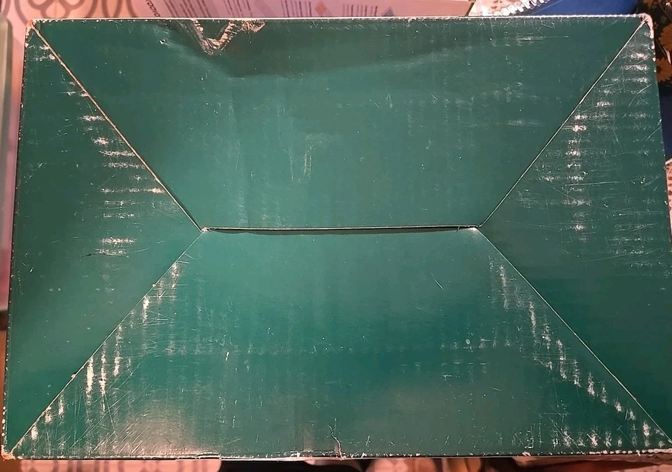 Freeplay FPR2SC - Gray Self Powered Energy AM/FM Radio Solar & Crank Solar NEW - Image 4 of 4