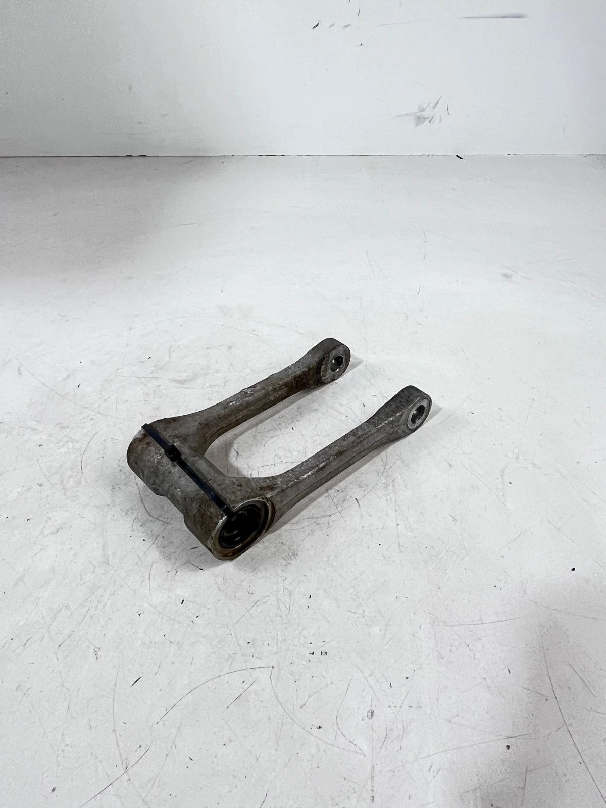 2006 SUZUKI RMZ450 OEM REAR SUSPENSION LINKAGE 62641-35G00 #222