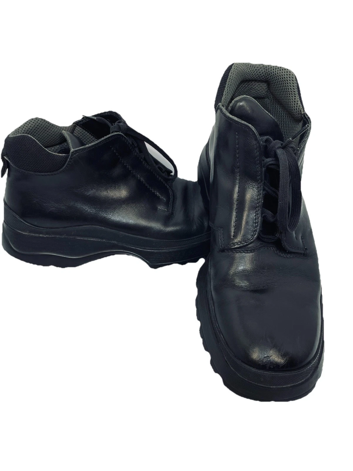 Scarpe da trekking vintage Prada Vibram in pelle nera taglia 7 UK made in Italy stivali unisex