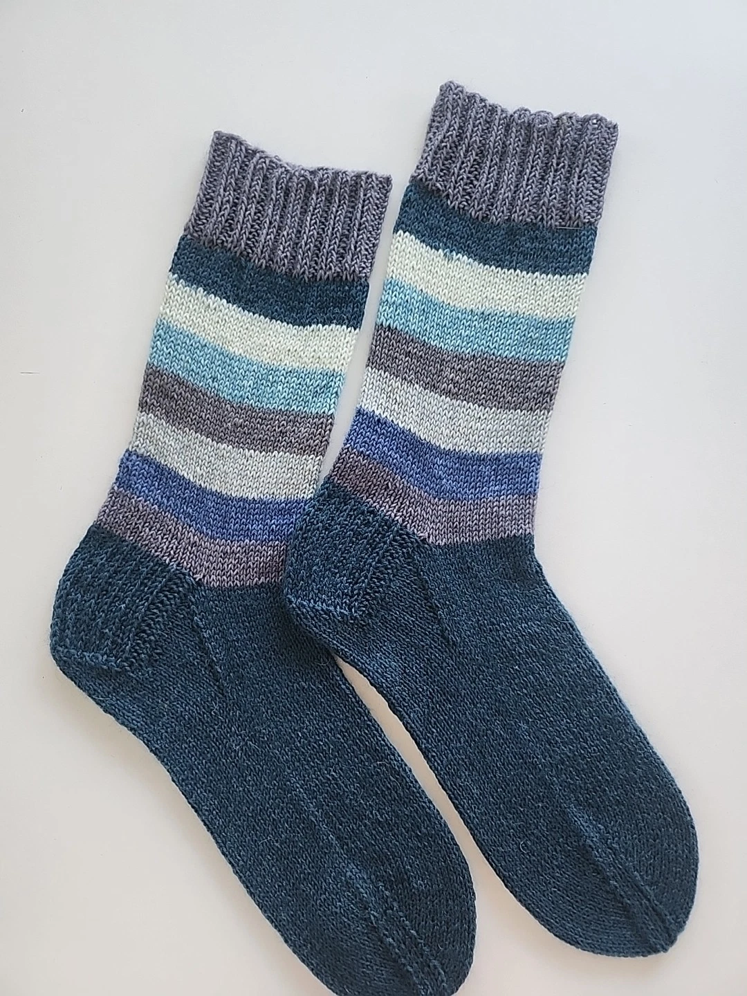 Hand Knitted Wool Socks Size 8-12 #111