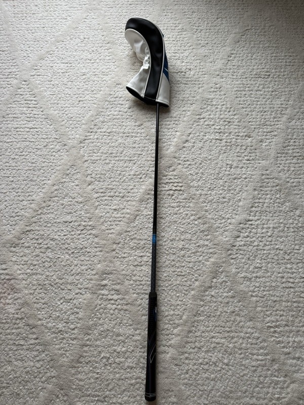 Celeveland Launcher XL2 Driver W/ jumbo max grip