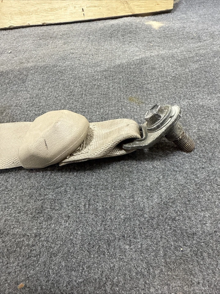 Cinturón de seguridad trasero izquierdo marfil segunda fila 1998-2007 Toyota Land Cruiser Lexus GX470 J100 Foto 4 de 4