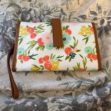Cloud Island Changing Pad Clutch White Floral Detachable Wrist Strap Never Used
