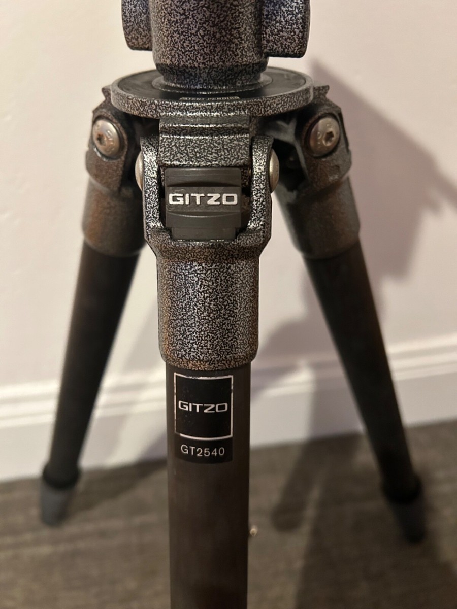 その他 GT2712 Used Gitzo GT2542 Mountaineer Series 2 Carbon Fiber Tripod - Green