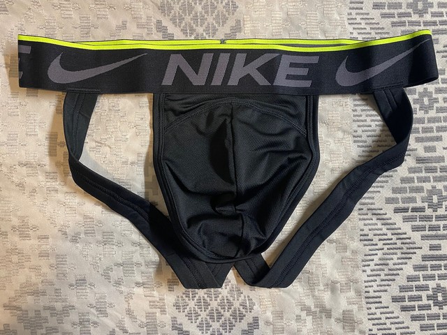 Nike Mens Breathe Dri-Fit Microfiber 