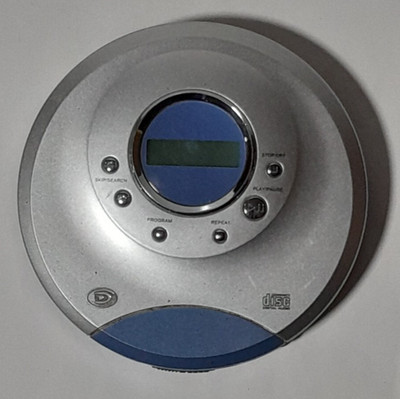 Durabrand CD-565 Portable CD Player Digital Audio Programmable Blue Silver-Works