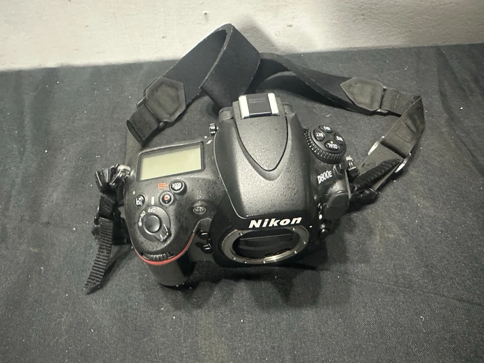 NIKON D800E 36.3MP Digital Single-Lens Reflex Camera Body - Image 3 of 4