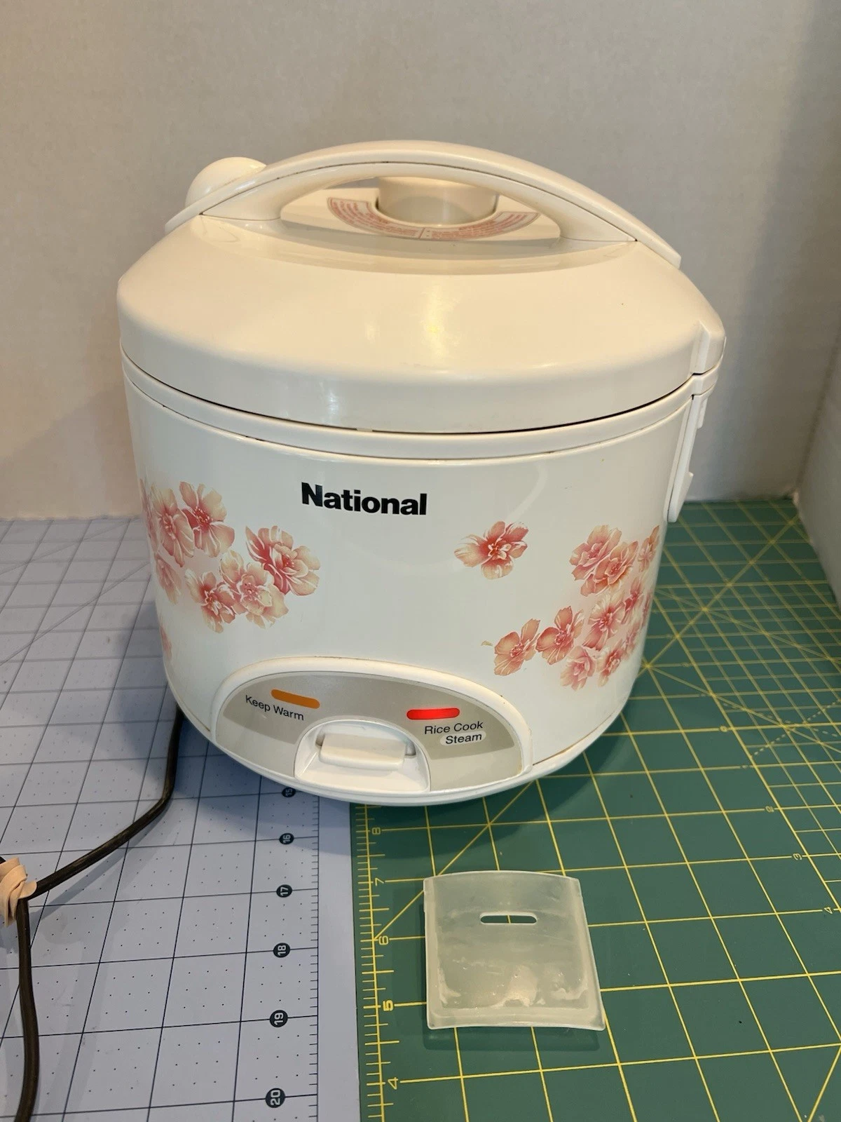 Vintage National SR-TE10N 5 Cup Electronic Rice Cooker/Warmer Floral Thailand