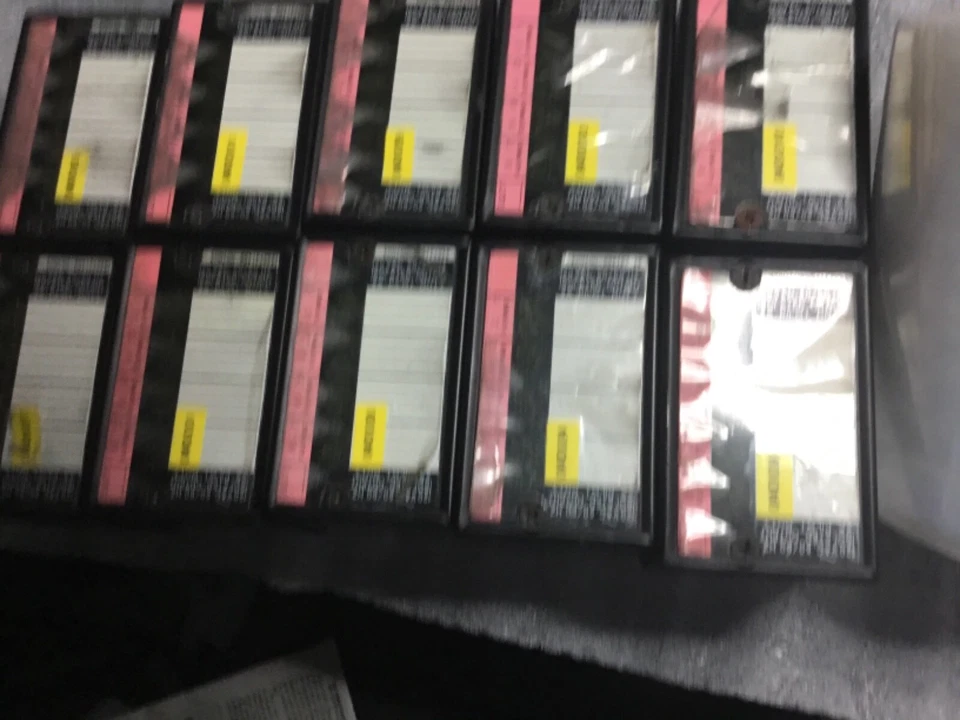 GE Fanuc IC670MDL331D 24V POS/NEG 8PT Out Module IC670MDL331-D General Electric - Image 2 of 2