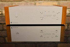 Pro-ject Audio Systems Dac Box Ds2 Ultra - Silver W/ Walnut Side Panels