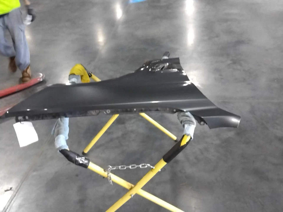 BMW 428i 2016 guardabarros delantero derecho gris usado 135 k millas pieza de repuesto OEM Foto 2 de 3