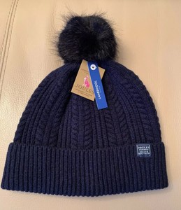 navy blue knitted bobble hat