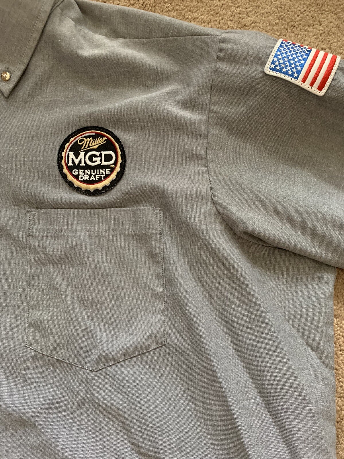 Miller Genuine Draft Gray Button Down Drivers Shi… - image 2