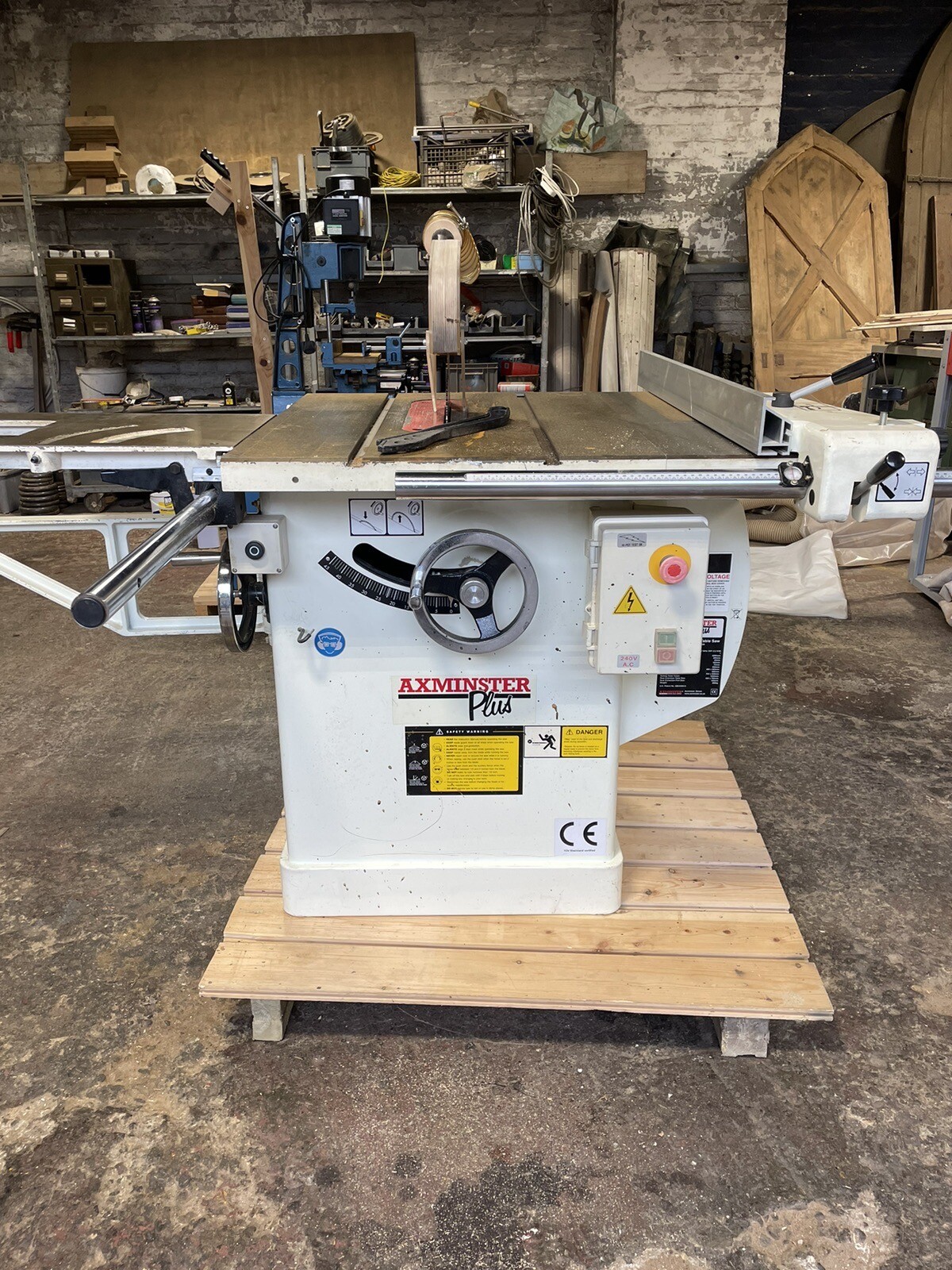 AXMINSTER 305 Mm TABLE SAW eBay
