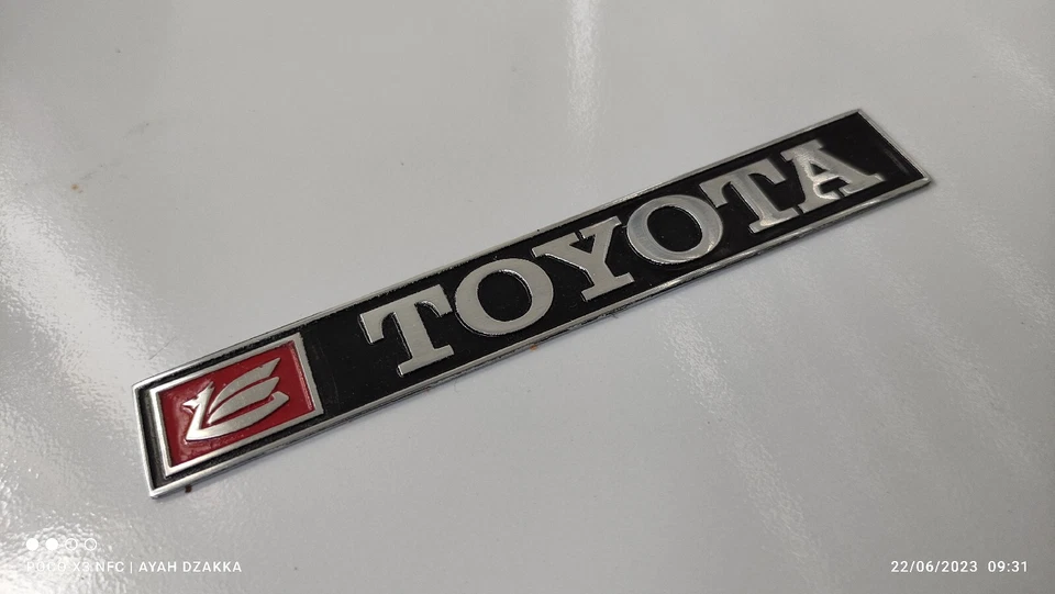 Se adapta a Toyota Celica emblema maletero trasero TA22 RA21 RA22 1971 1972 1973 1974 1975 Foto 4 de 4