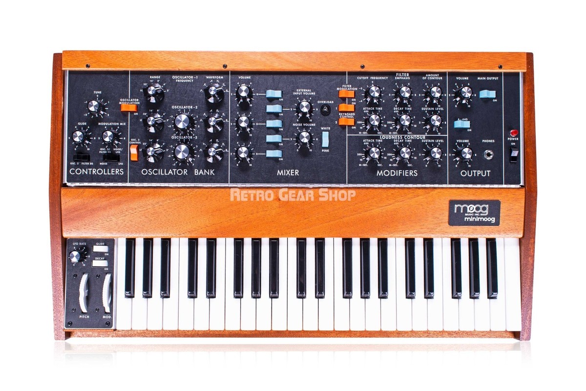 Moog Minimoog Model D Reissue Mahogany + ATA Case Monophonic Synth