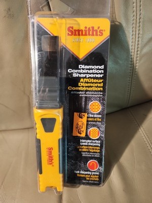 Smiths Coarse/Fine Diamond Combination Sharpener w/Soft Grip Handle 4 In DCS4